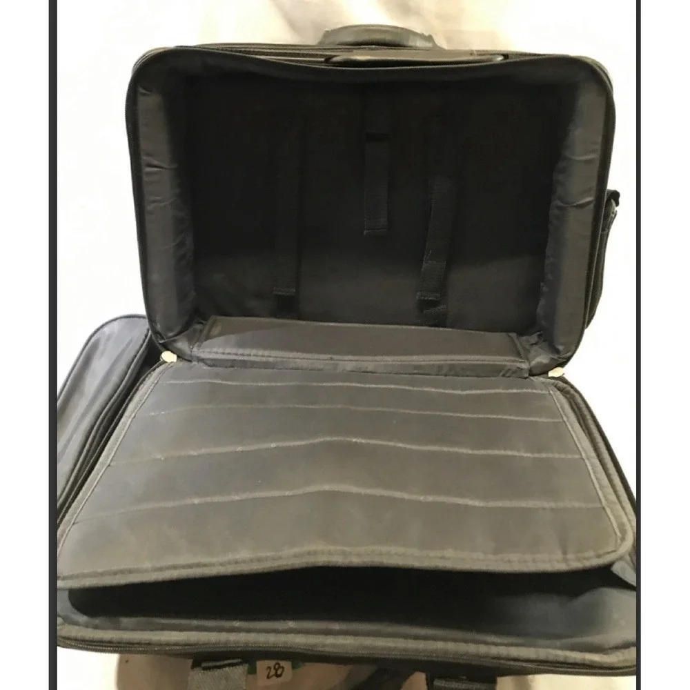 U.S. Luggage NY  Vtg Leather Expandable Briefcase Black Laptop Portfolio‎ Bag